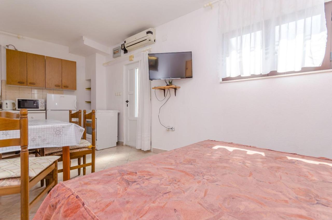 Apartments Kursan Τρογκίρ Εξωτερικό φωτογραφία